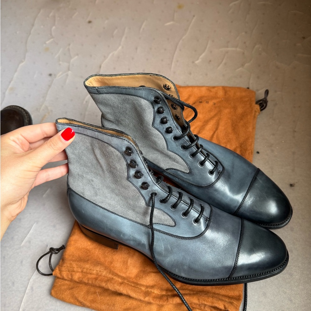 Men's Two-Tone Gray Leather & Suede Lace-Up Boots